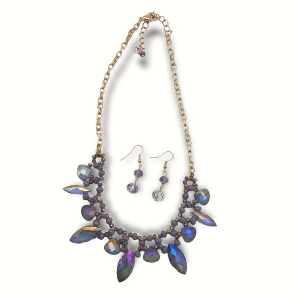 Jewelry - Boutique Jewelry Goldtone Neklace + Earring Set with Purple Beaded Cluster Beads